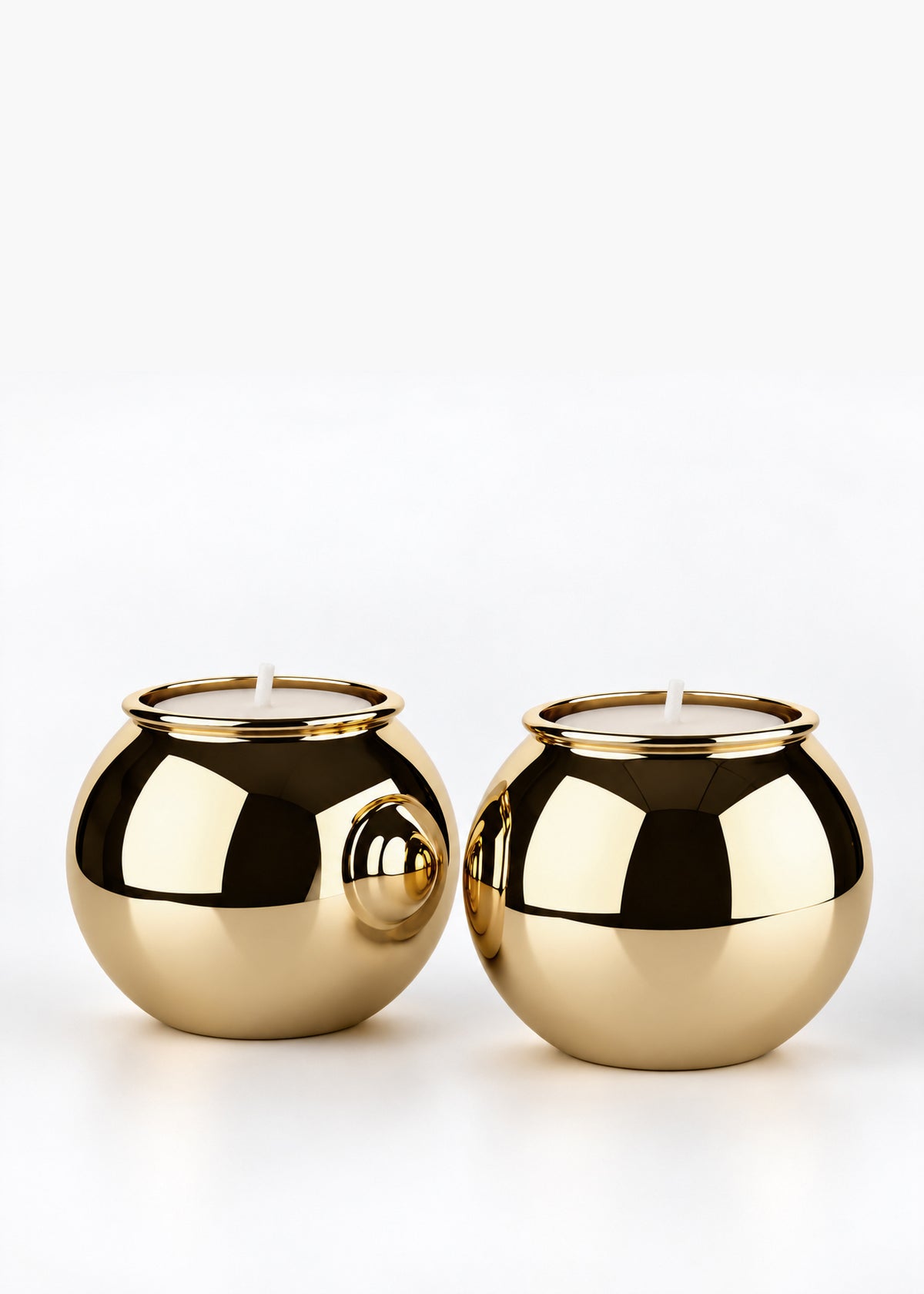 (04) shabbat candlesticks - gold finish