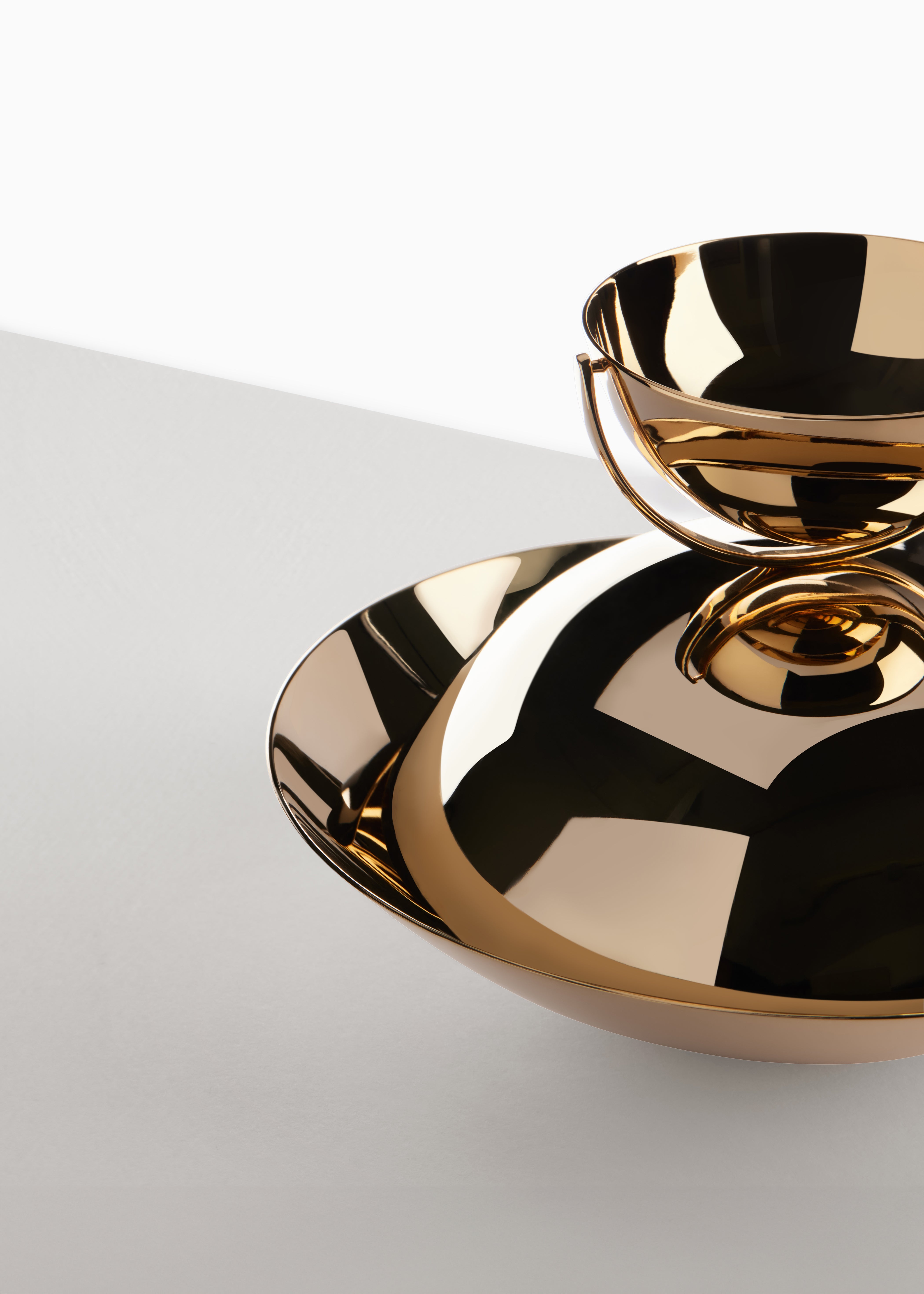 NETILAT YADAIM SET: NATLA & MAYIM ACHRONIM - GOLD FINISH