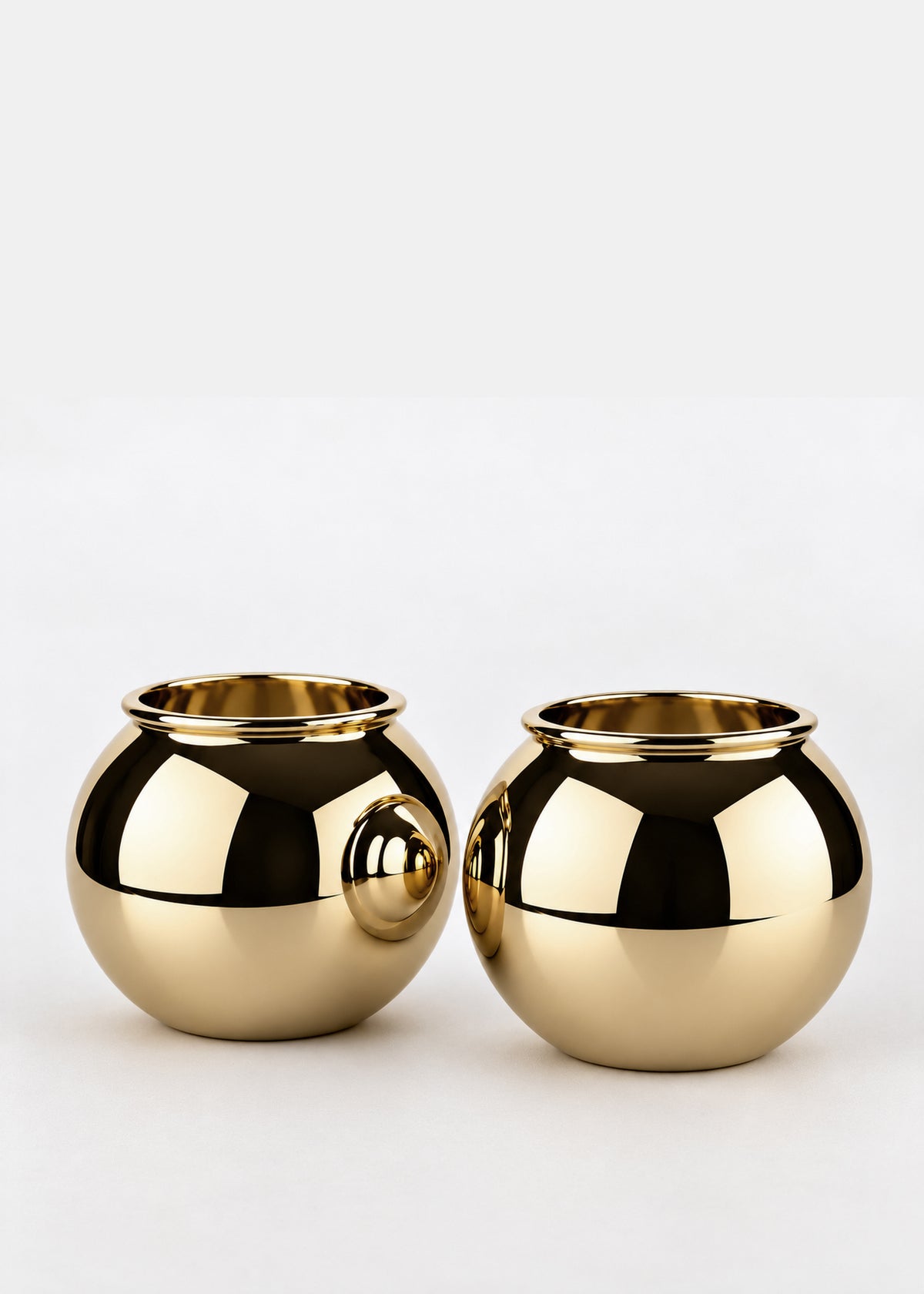 (04) shabbat candlesticks - gold finish